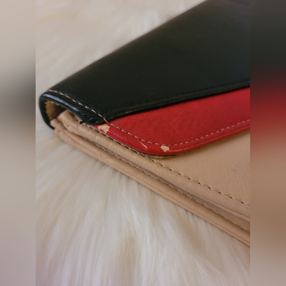 Aldo Cream & Black Envelope Clutch - Picture 7 of 7